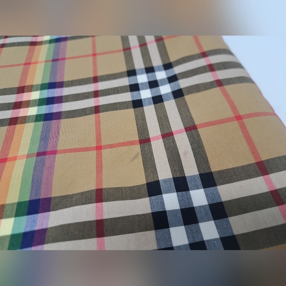 Burberry Women's Shoulder Bag Tote Nova Check Rainbow Pride Italy 19" x 15.5" - Picture 15 of 15